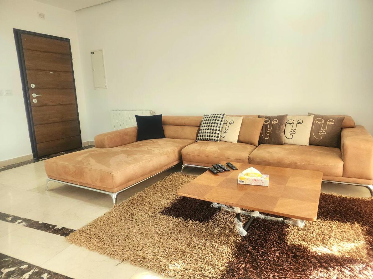 Accueillant S+1 Jardin De Carthage Apartment Tunis Luaran gambar